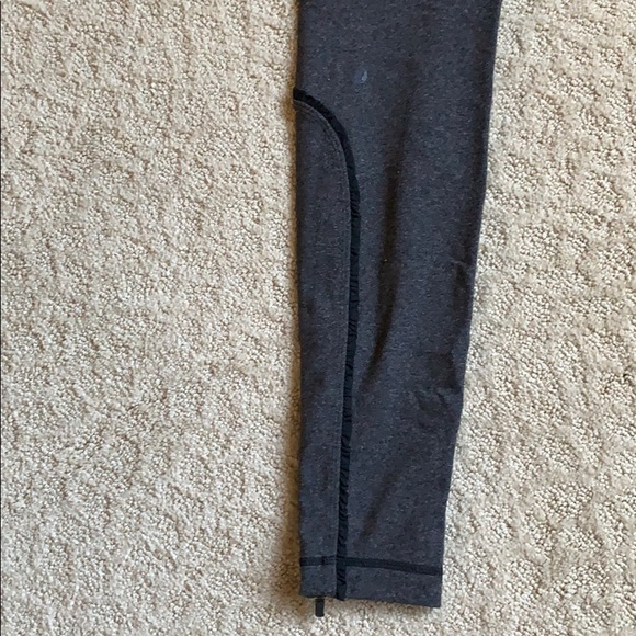 Lulu lemon heather grey/black legging - Picture 5 of 5